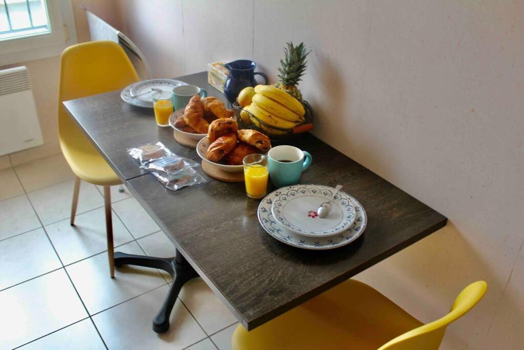 Normandy Confort - Wifi & Calm - Bayeux Centre Εξωτερικό φωτογραφία